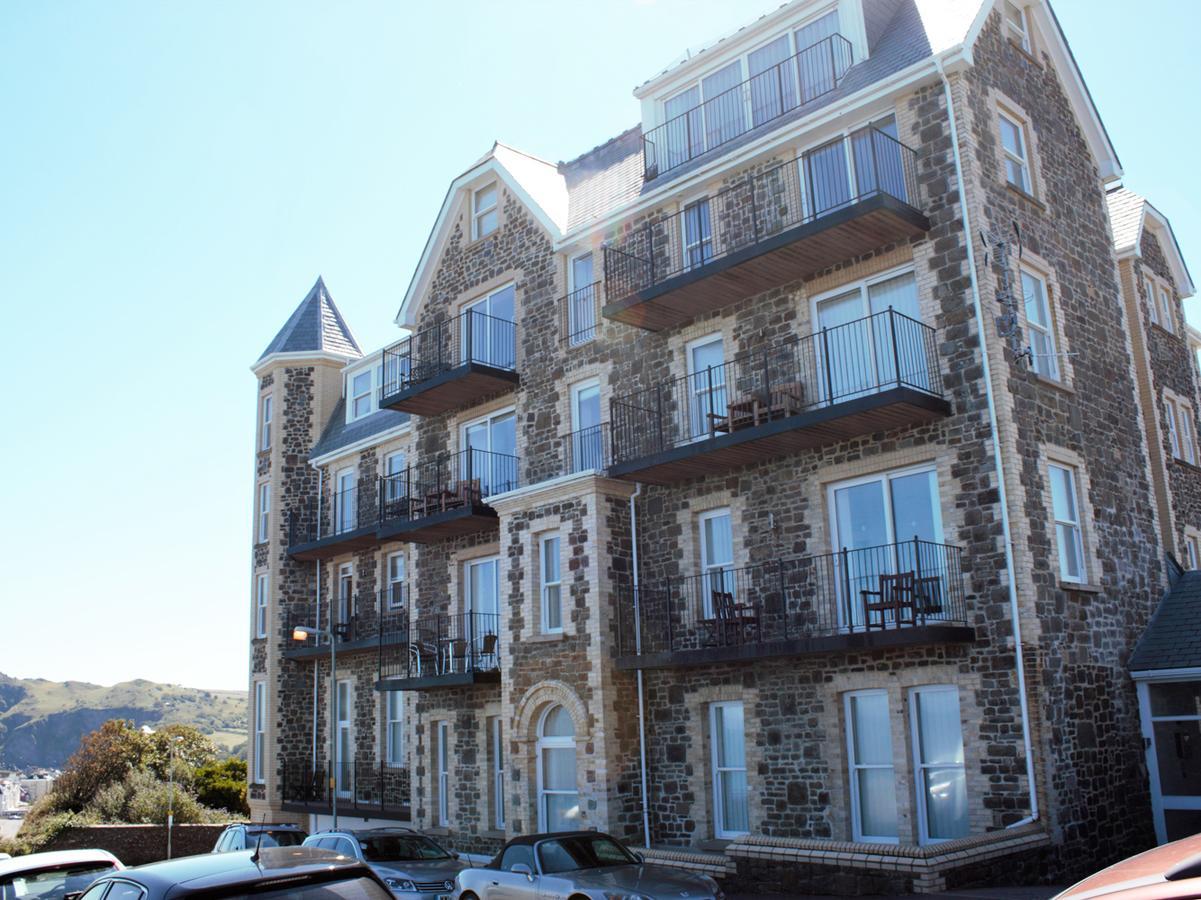 Ocean Breeze Villa Ilfracombe Exteriör bild