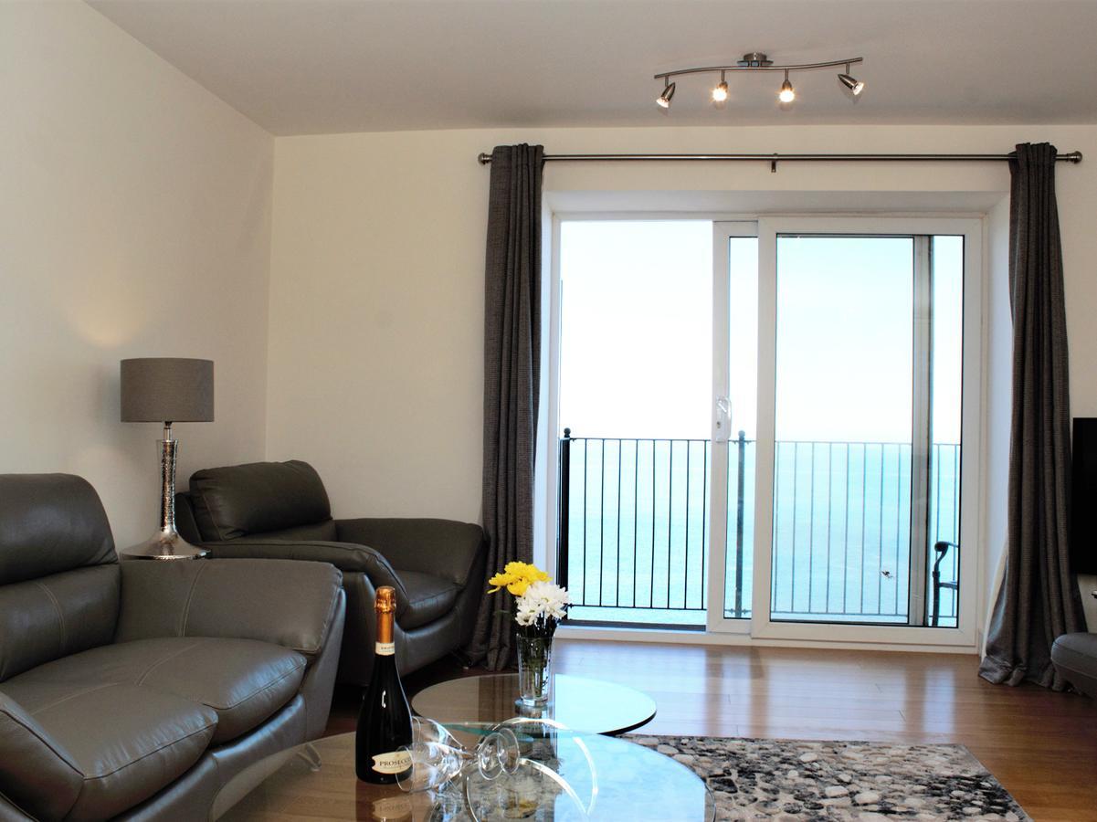 Ocean Breeze Villa Ilfracombe Exteriör bild